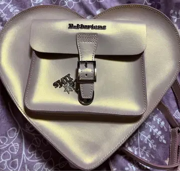 닥터마틴 하트 백팩 핑크 발렌타인