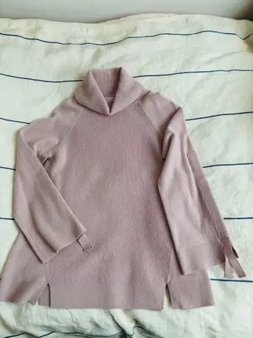 새상품급! ROCHAS 캐시미어 스웨터