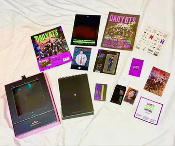 BTS 2022 SEASON'S GREETINGS