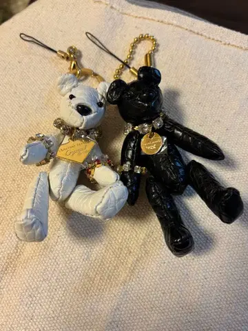 LEATHER JEWELS 크로커다일 베어 참