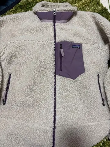 Patagonia 플리스 자켓 크림/퍼플