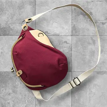 [ 새상품급 ] 아야노코우지 가마구치 마메 바디백 팥 원 숄더 보르도