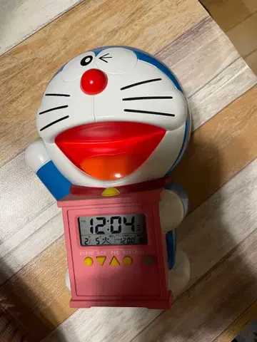 도라에몽 알람 시계 디지털