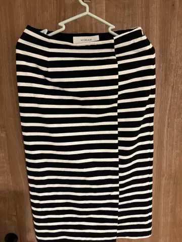 LE CIEL BLEU 타이트 스커트 스트라이프