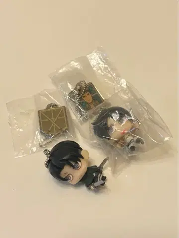 치비 캐릭터 마스코트 진격의 거인 2체 세트