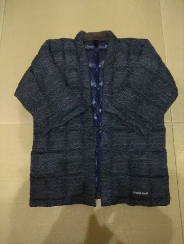 mont-bell M 사이즈 네이비 다운 한텐