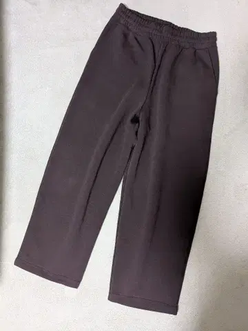 유니클로C 맨투맨 와이드 팬츠 M 브라운 계열