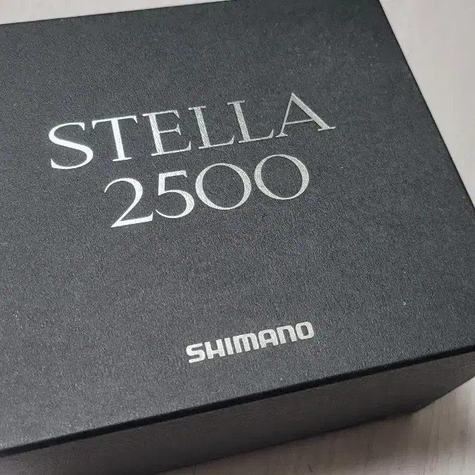 시마노 스텔라 14스텔라 2500번 릴박스 팝니다. 낚시