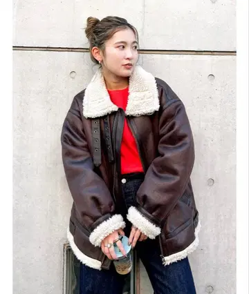 Ungrid 페이크 무스탕 보아 블루종