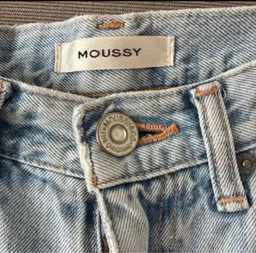 MOUSSY 라이트 블루 데님 스트레이트 사이즈 25