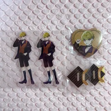 MEGU FT4 훼미리마트 아크릴 스탠드 캔뱃지