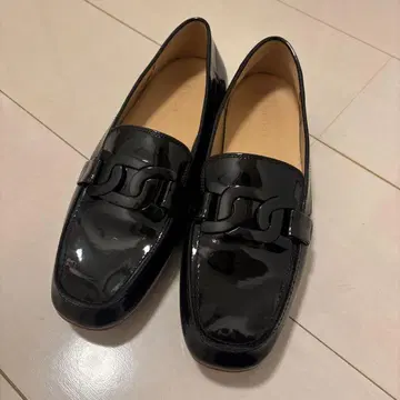 LOUNIE 블랙 로퍼