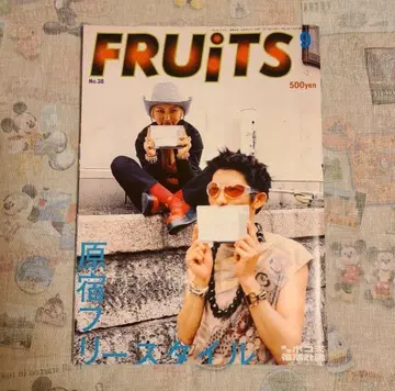 [ FRUiTS ] No.38 / 잡지 후르츠 / 2000년 9월