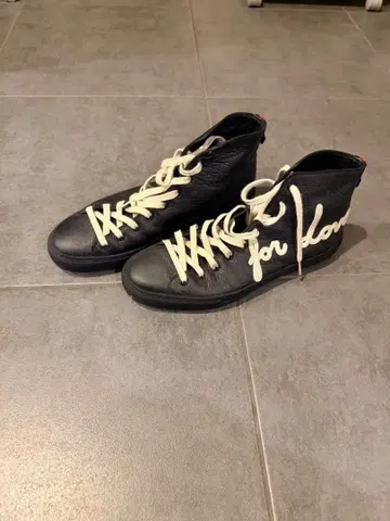 블라인드 가죽 하이컷 스니커즈 블랙