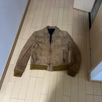 럭스 맥그레거 베이지 스웨이드 자켓