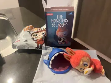 POP MART THE MONSTERS 1:00AM Phone Time