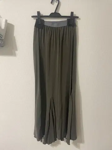 갸루갸루다다 칸테 롱 스커트