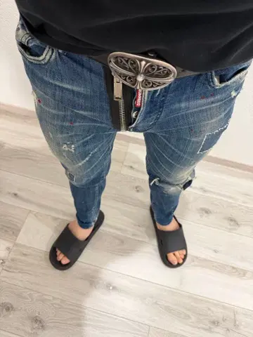 DSQUARED2 스케이터 스키니 데님 44