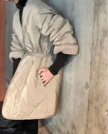 roku 6 베이지 리버서블 코트