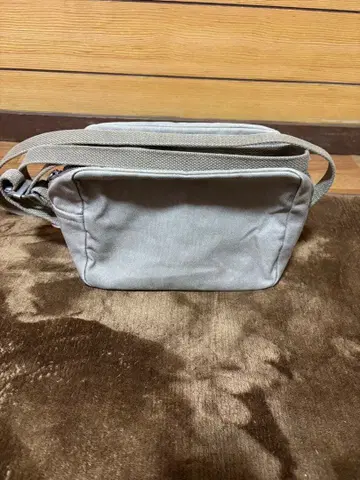 신잔로 캔버스 그레이 숄더백