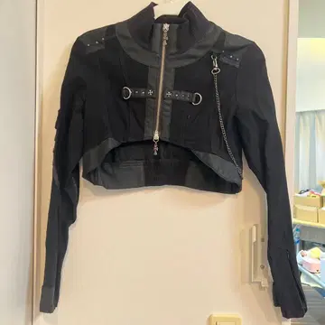 블랙 크롭 자켓