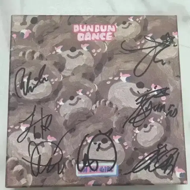 오마이걸 던던댄스 싸인 앨범