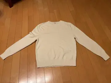 UNIQLO 아이보리 캐시미어 크루넥 스웨터 M 사이즈