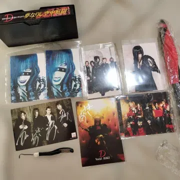 10 / 10 D 사진 & 엽서 사인 포함 + 스트랩 깃발 비디오