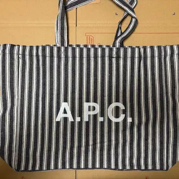 A.P.C. 아페쎄 토트백 대용량 블랙 계열