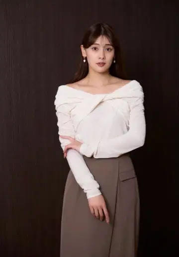 하립투S_Twisted Gathered Velour Top 택 포함