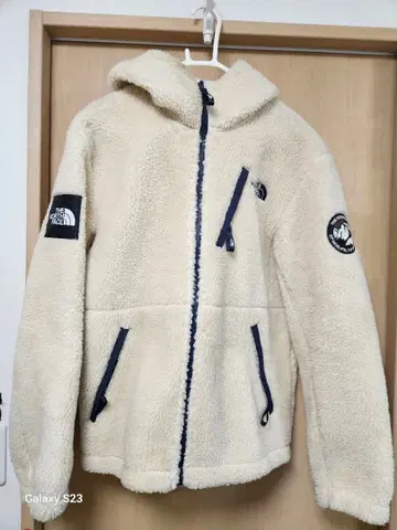THE NORTH FACE 플리스 자켓 크림
