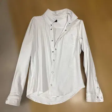 RTEG 화이트 버튼 긴팔 셔츠 m 사이즈