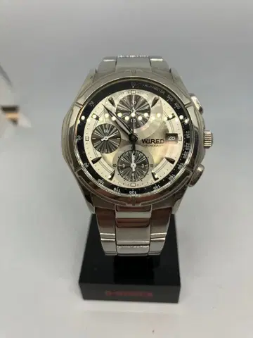 WIRED 크로노그래프 화이트 7T92-0GB0