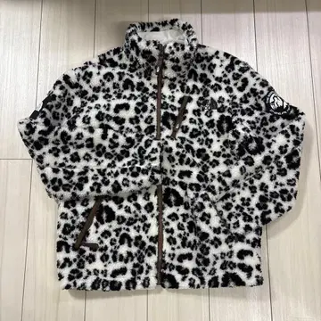 THE NORTH FACE 레오파드 무늬 플리스 자켓