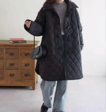 할인 중 Discoat 토글 버튼 퀼팅 코트 미사용