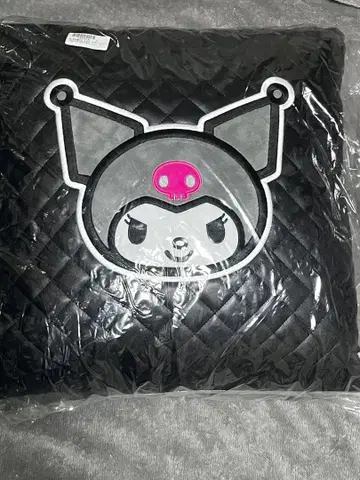 쿠로미 럭셔리 퀼트 스퀘어 쿠션