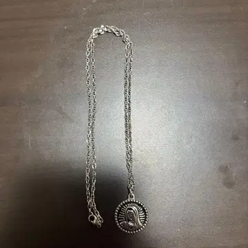 실버 925 메달형 목걸이