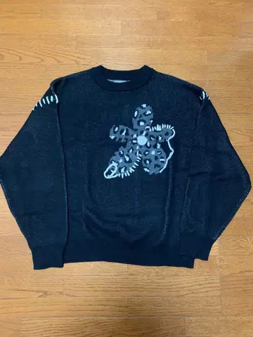 플라워 무늬(꽃무늬) 니트