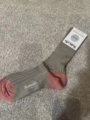 [ 미사용 새상품 ] PantherellaxDrawer 바이컬러 양말
