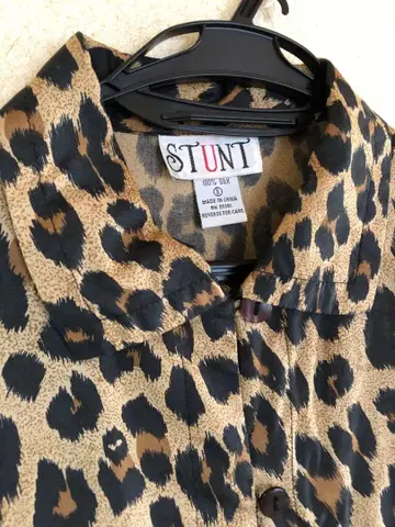STUNT 레오파드 무늬 실크 긴팔 셔츠 M