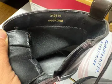 다크 브라운 레이스업 부츠