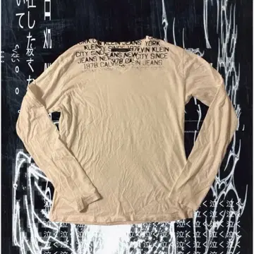 Calvin Klein T셔츠 헤이세이 갸루 헤이세이 여아 그런지 y2k