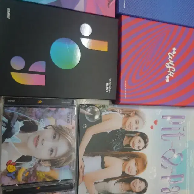 우아 앨범 세트 판매 (포카 포함)