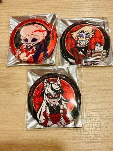 해즈빈 호텔 애니메이트 카페 캔뱃지 루시퍼 카밀라 로지