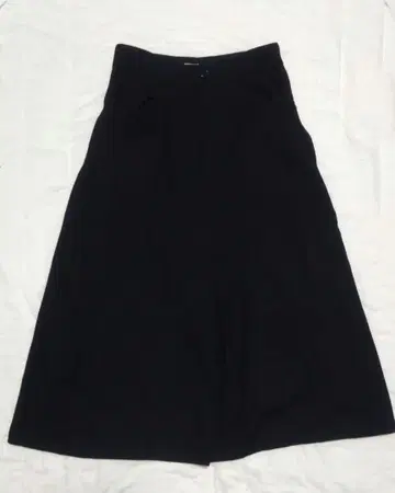 ZUCCA 울 혼방 가우초 팬츠 사루엘 팬츠 네이비