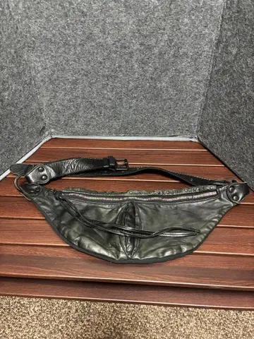 솔라치나 힙백 천연 가죽 구매 가격 16800엔