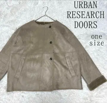 URBAN RESEARCH DOORS 노카라 페이크 무스탕 자켓
