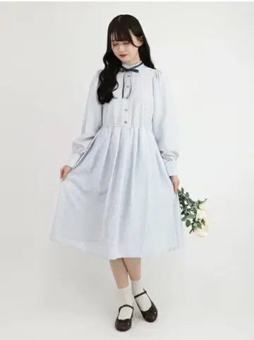 핀 리본 타이 스트라이프 셔츠 원피스