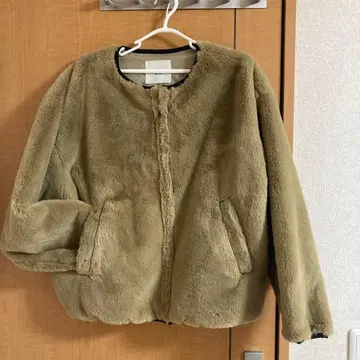 프릭스스토어 퍼 숏 자켓