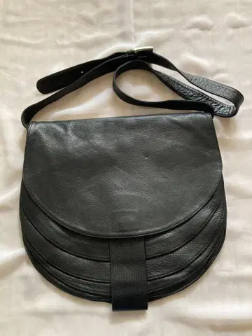 미키아모 michiamo 숄더백 키프 가죽